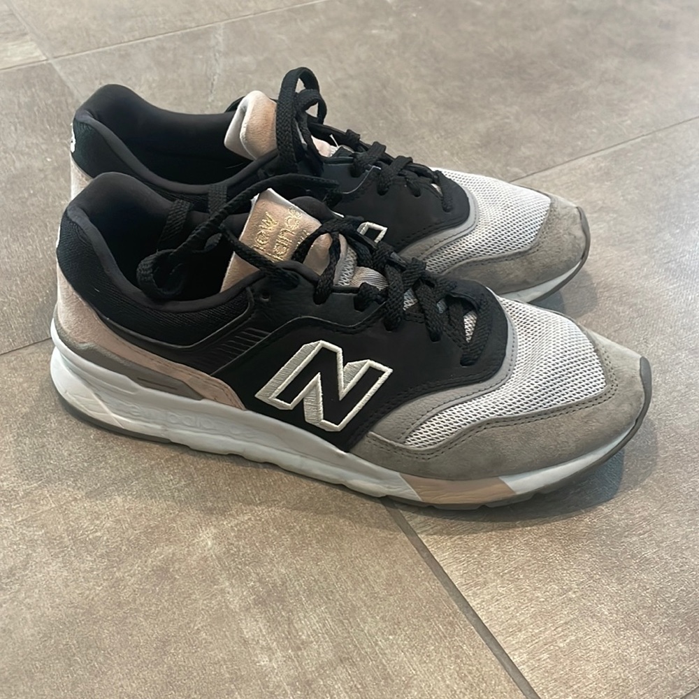 Women’s New Balance 997H